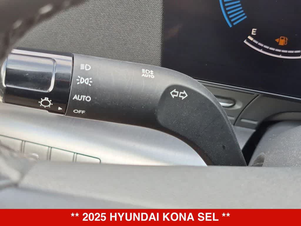 Used 2025 Hyundai Kona SEL FWD image 26