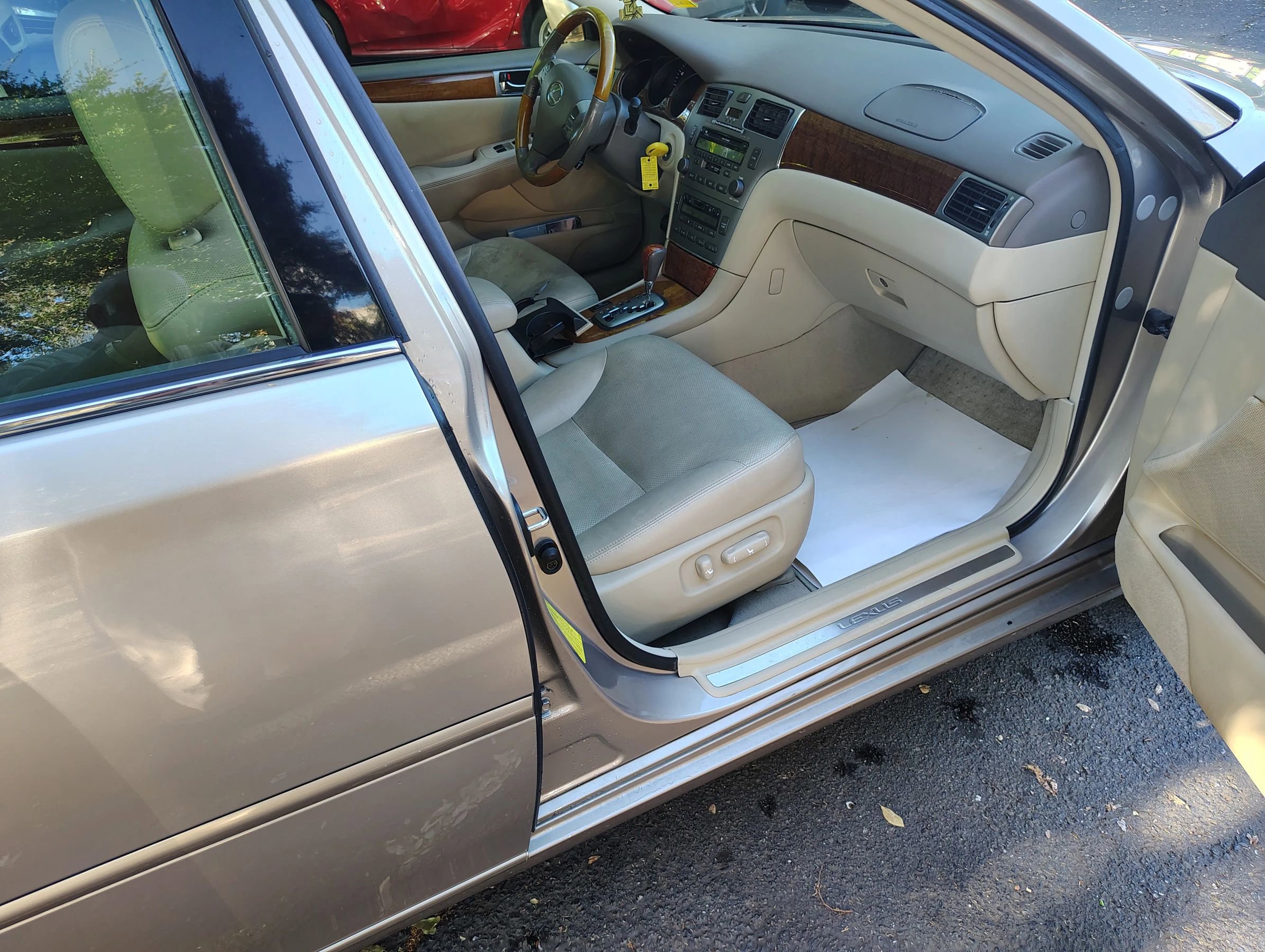 Used 2005 Lexus ES 330 image 22