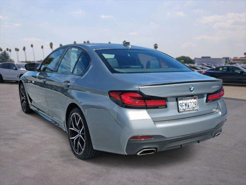 Used 2023 BMW 530e w/ M Sport Package RWD image 7