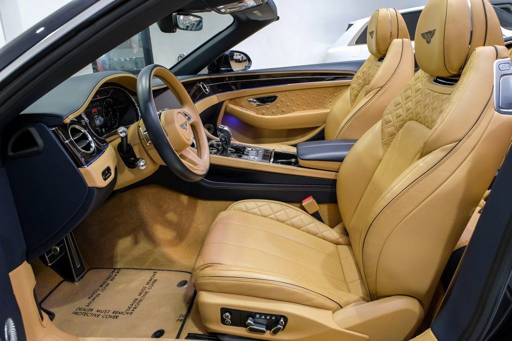 Used 2021 Bentley Continental GT image 30