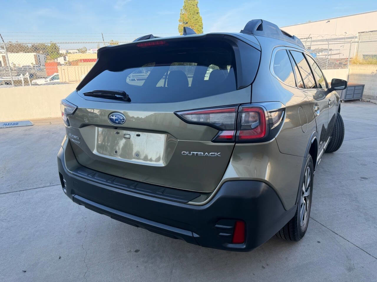Used 2022 Subaru Outback Premium AWD/4WD image 7