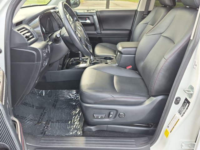 Certified 2023 Toyota 4Runner TRD Off-Road Premium AWD/4WD image 9