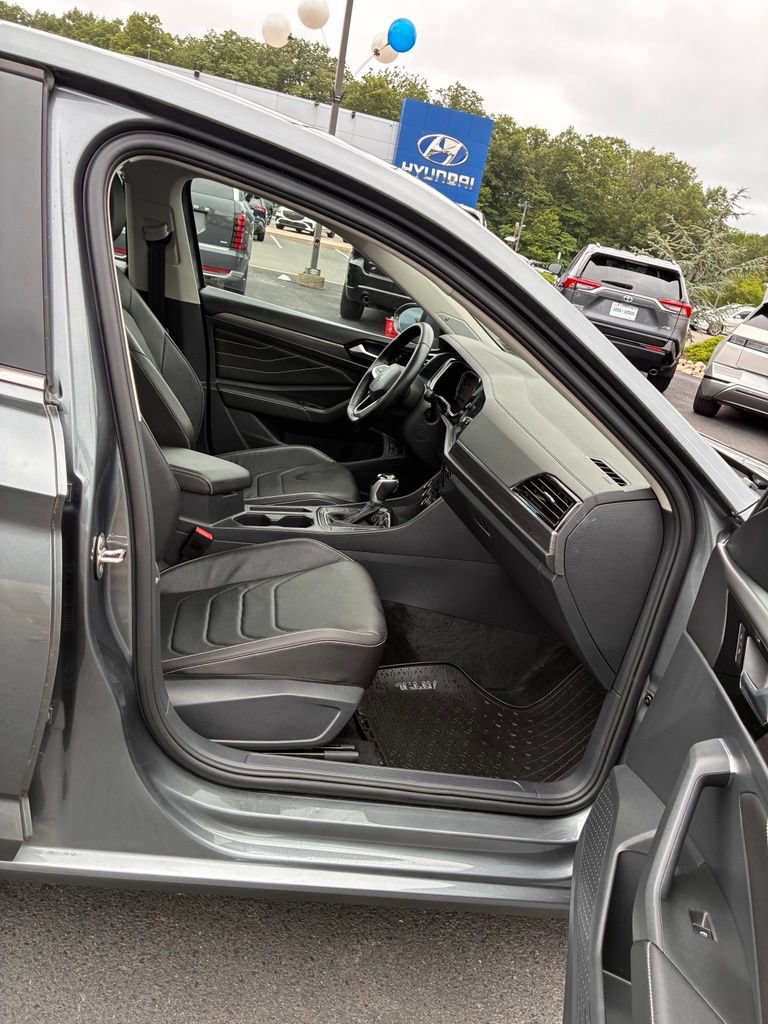 Used 2024 Volkswagen Jetta SEL FWD image 20
