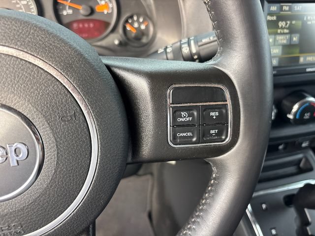 Used 2016 Jeep Patriot High Altitude FWD image 18