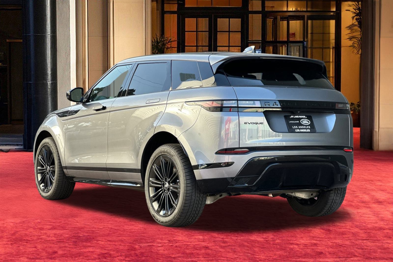 Certified 2024 Land Rover Range Rover Evoque Dynamic SE image 4