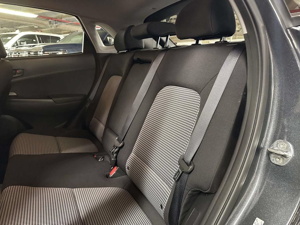 Used 2022 Hyundai Kona SE AWD/4WD image 14