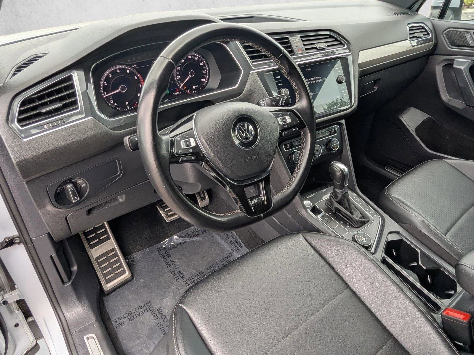 Used 2019 Volkswagen Tiguan SEL R-Line AWD/4WD image 10