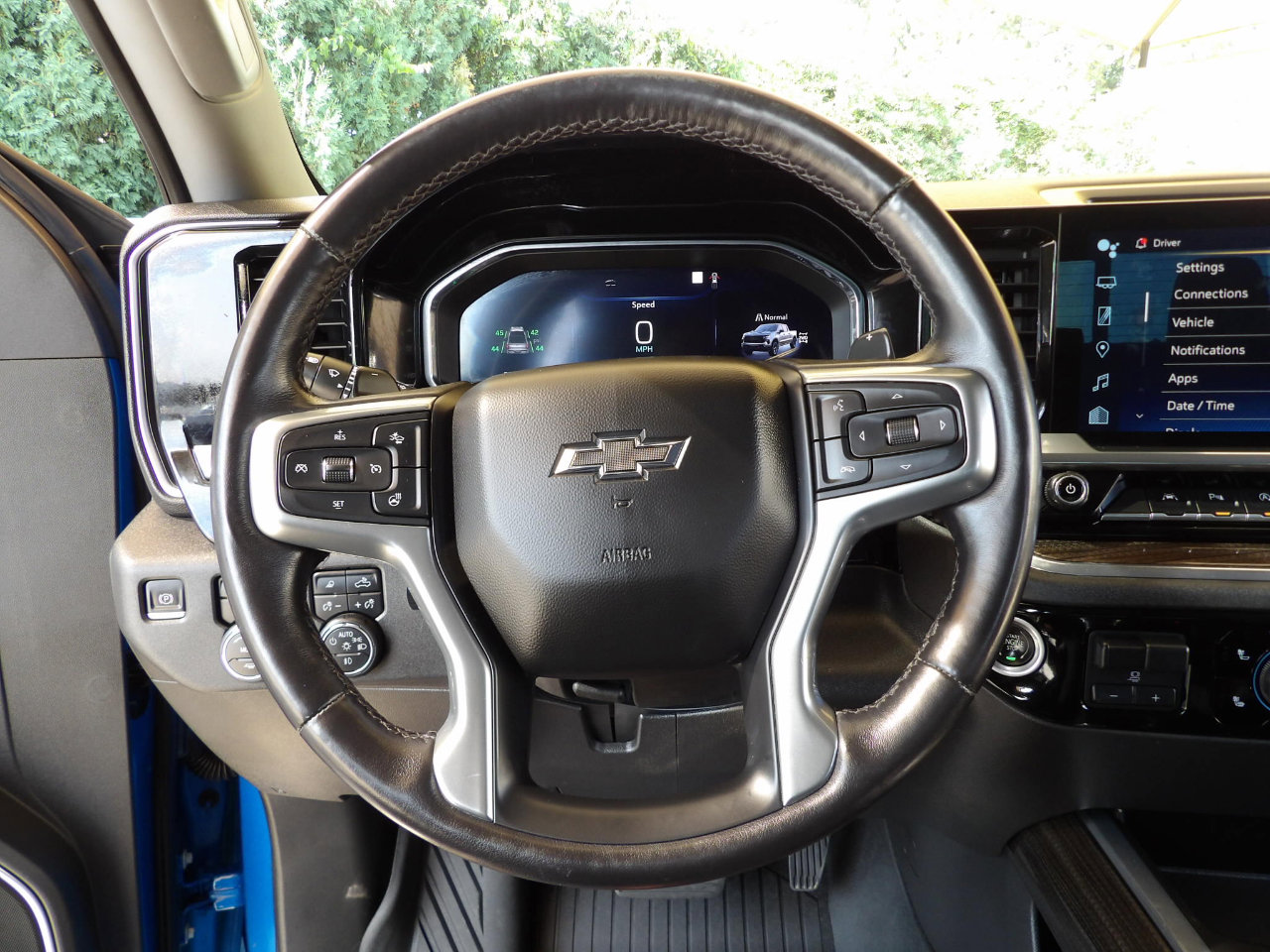 Used 2022 Chevrolet Silverado 1500 LT Trail Boss w/ LT Trail Boss Premium Package image 19