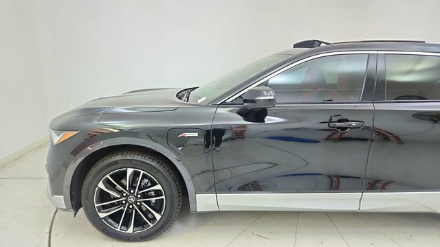 Used 2024 Acura ZDX A-Spec image 9