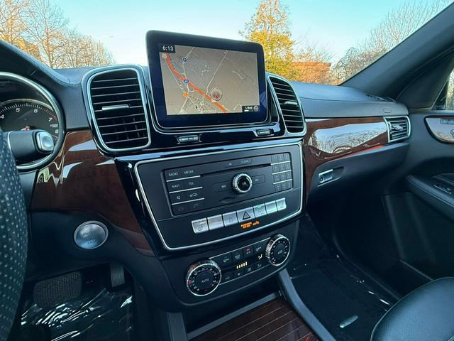 Used 2018 Mercedes-Benz GLS 450 4MATIC image 15