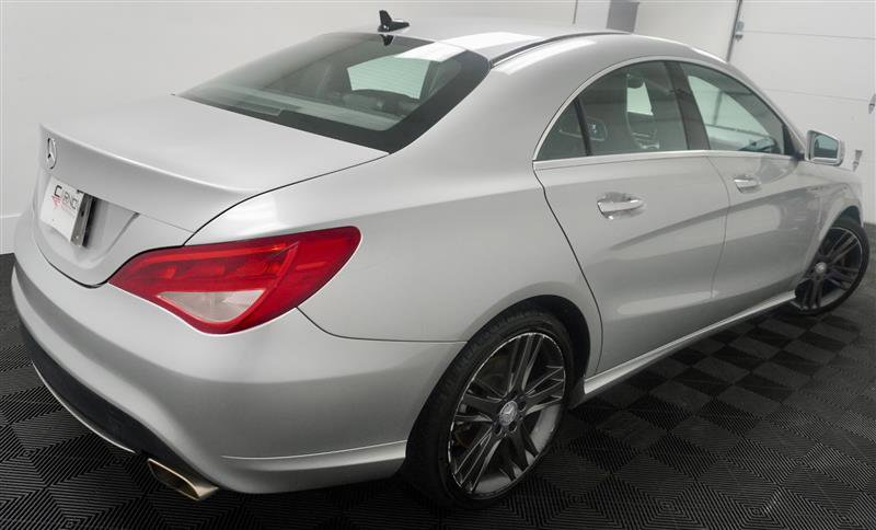 Used 2015 Mercedes-Benz CLA 250 image 7