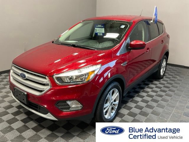 Used 2019 Ford Escape SE FWD image 1