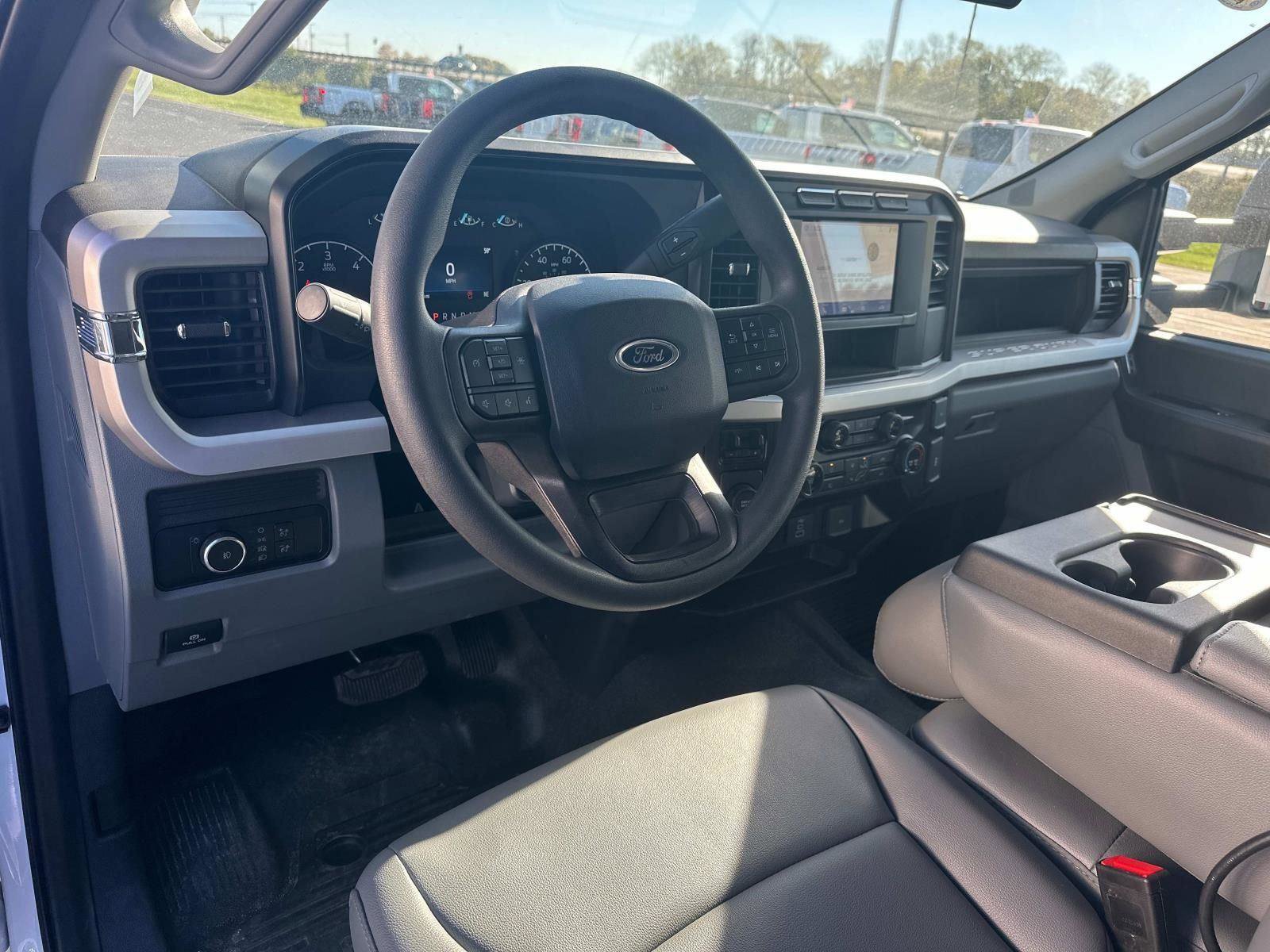 New 2024 Ford F350 XL w/ XL Chrome Package RWD image 22