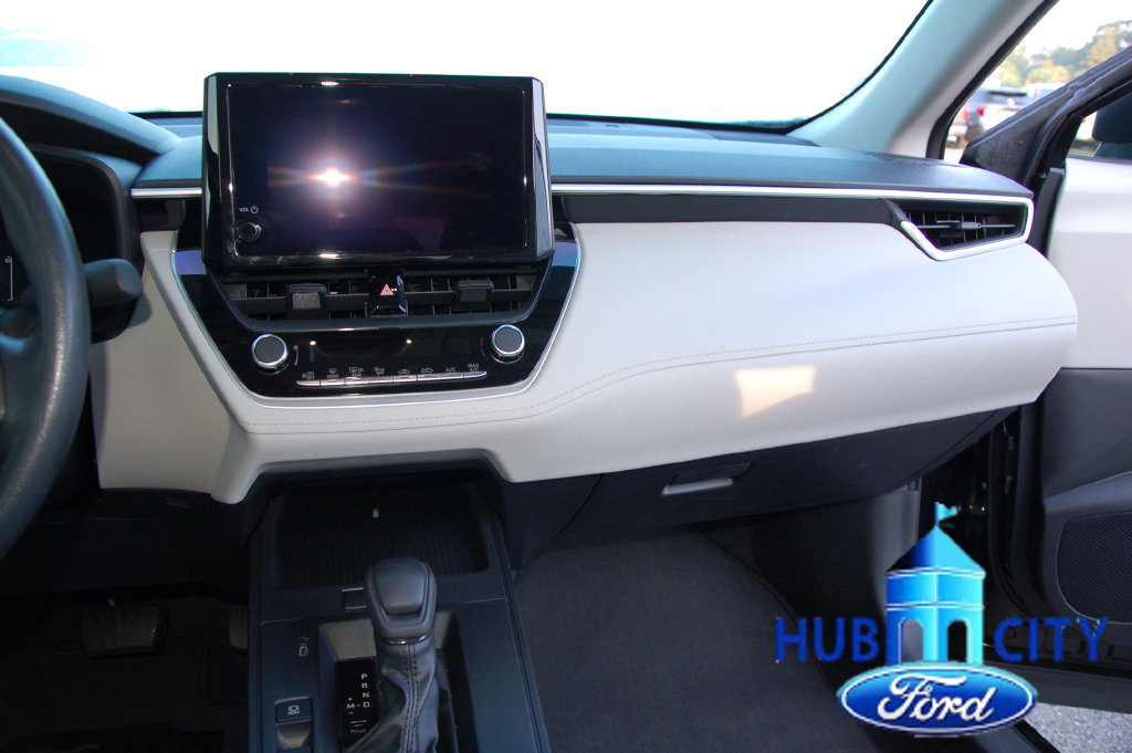 Used 2026 Toyota Corolla Cross L FWD image 20