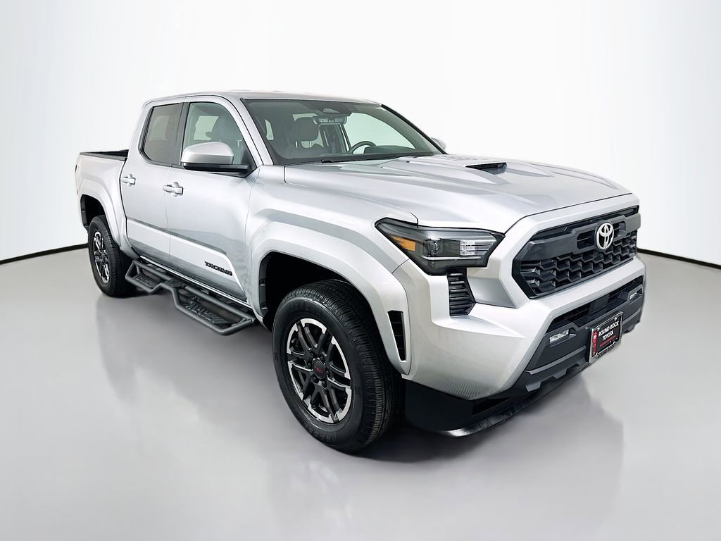 Used 2024 Toyota Tacoma TRD Sport image 3