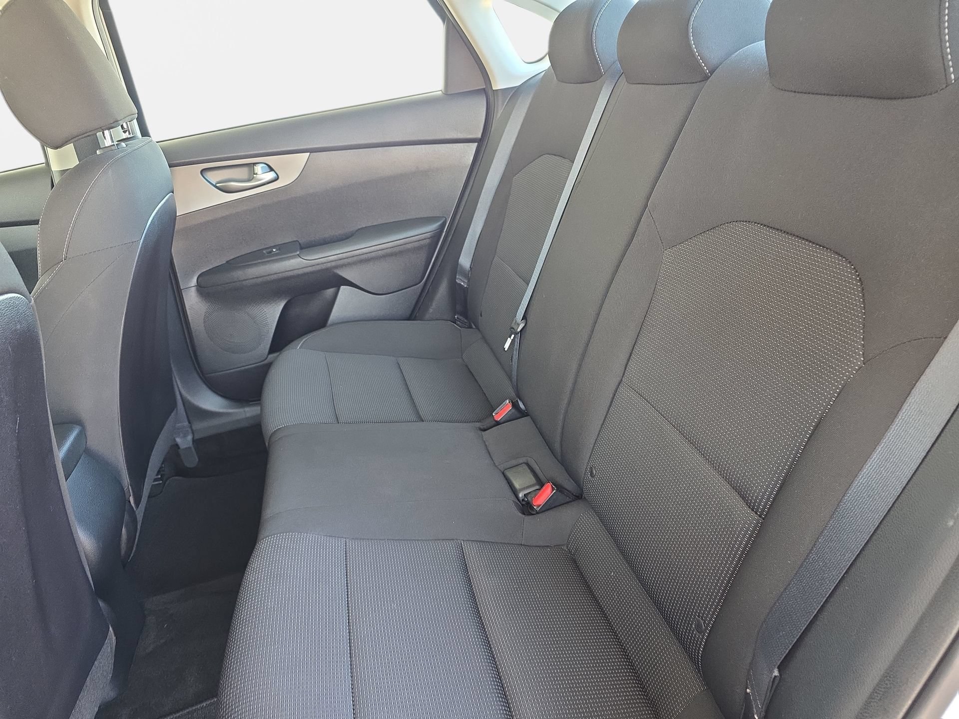 Used 2020 Kia Forte LXS FWD image 14