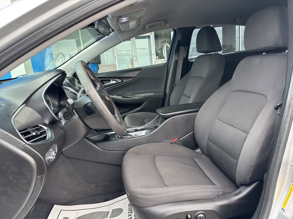 Used 2019 Chevrolet Malibu LT image 15