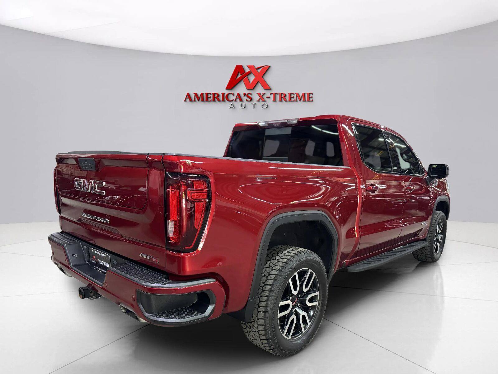 Used 2021 GMC Sierra 1500 AT4 w/ AT4 Premium Package AWD/4WD image 7