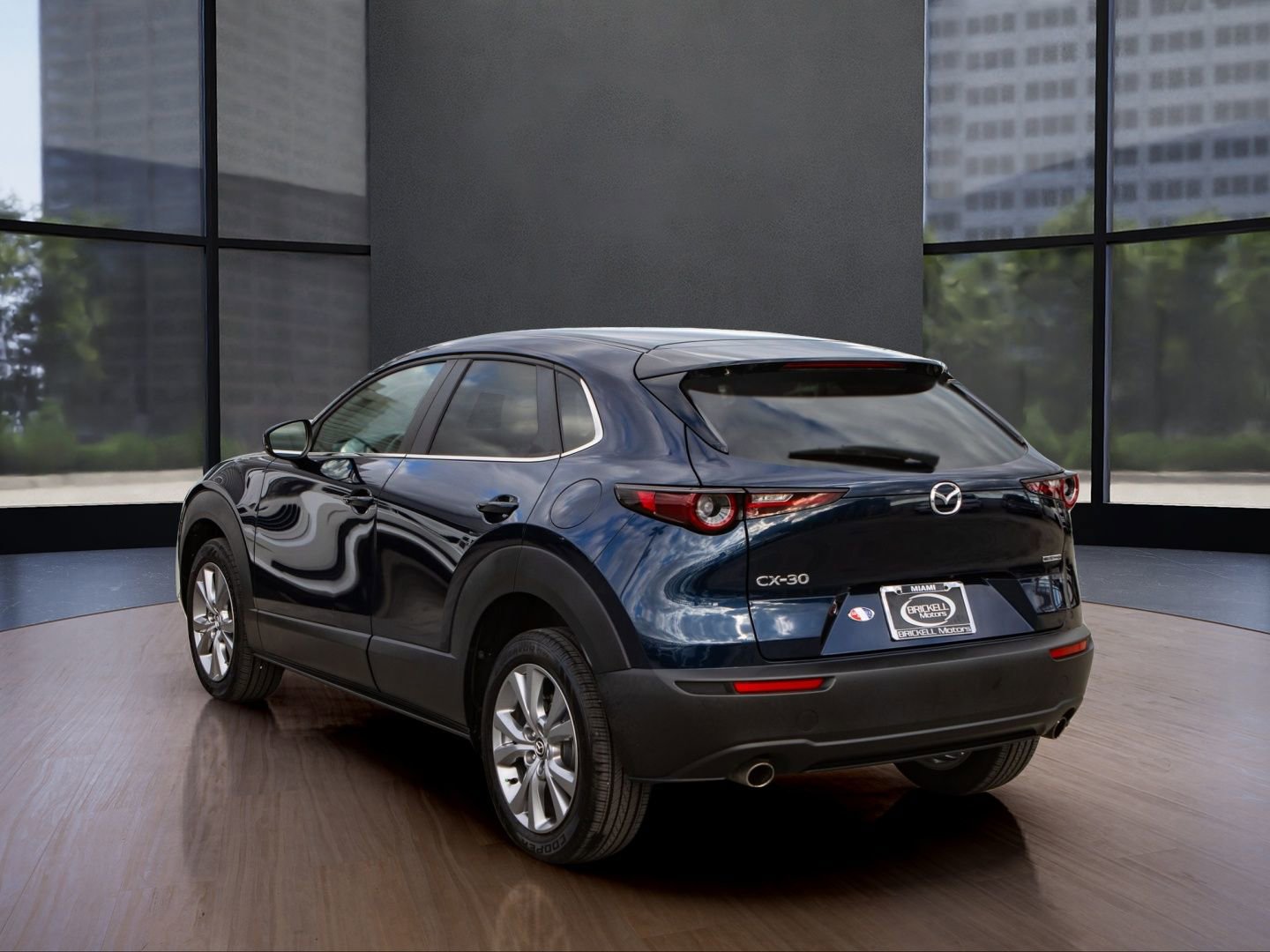 Used 2020 MAZDA CX-30 FWD w/ Select Package image 4