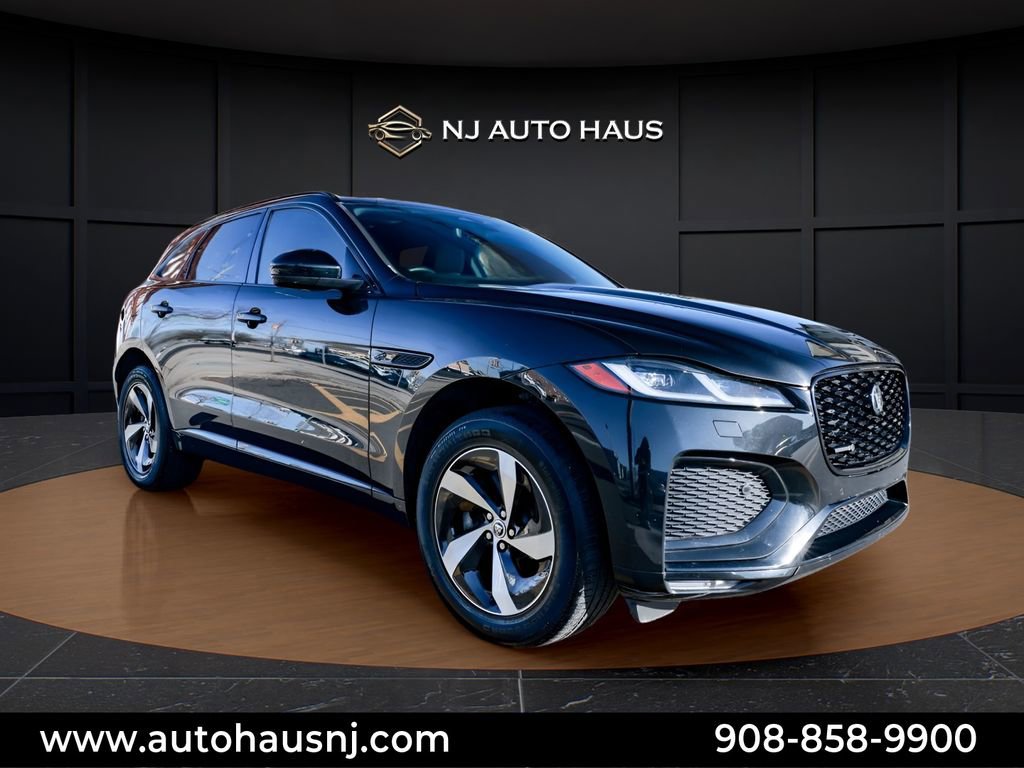 Used 2024 Jaguar F-PACE R-Dynamic S image 1