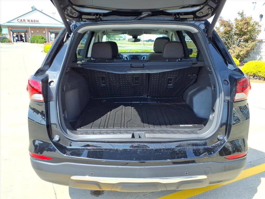 Used 2022 Chevrolet Equinox LT image 23
