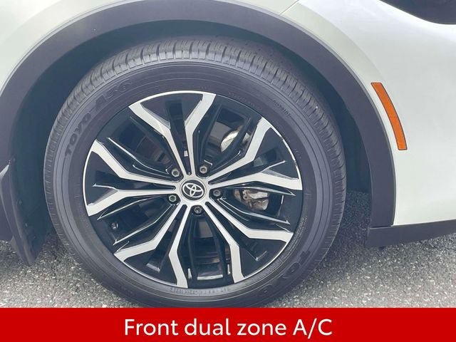 Certified 2023 Toyota Crown AWD/4WD image 13