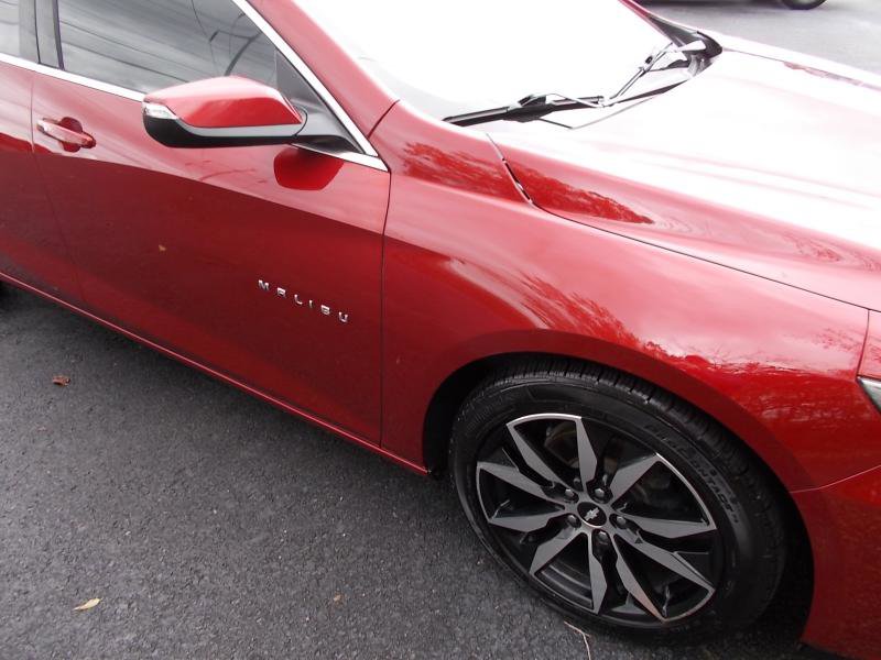 Used 2017 Chevrolet Malibu LT w/ Leather Package image 11