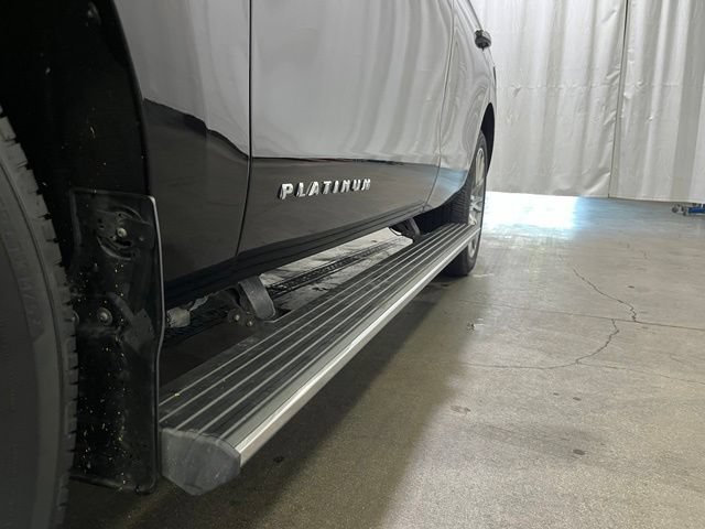 Used 2022 Ford Expedition Platinum AWD/4WD image 26