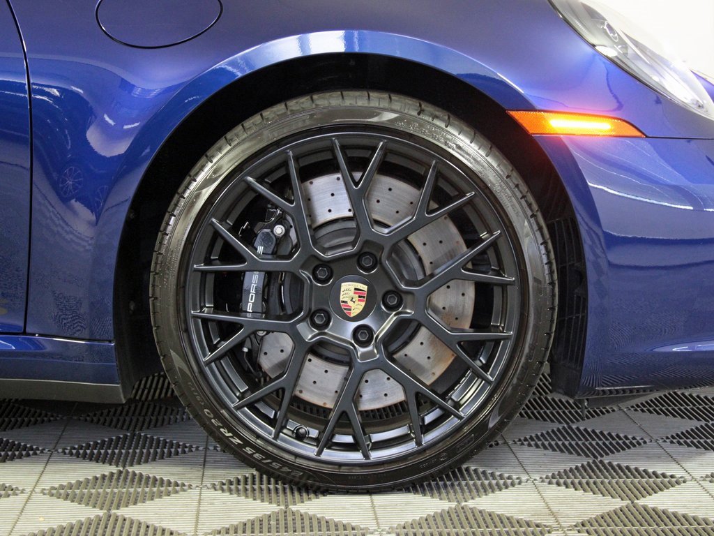 Used 2024 Porsche 911 Carrera GTS image 45