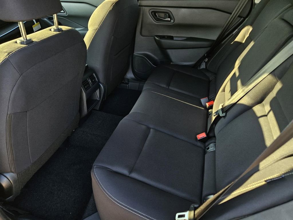 New 2026 Nissan Rogue S image 8