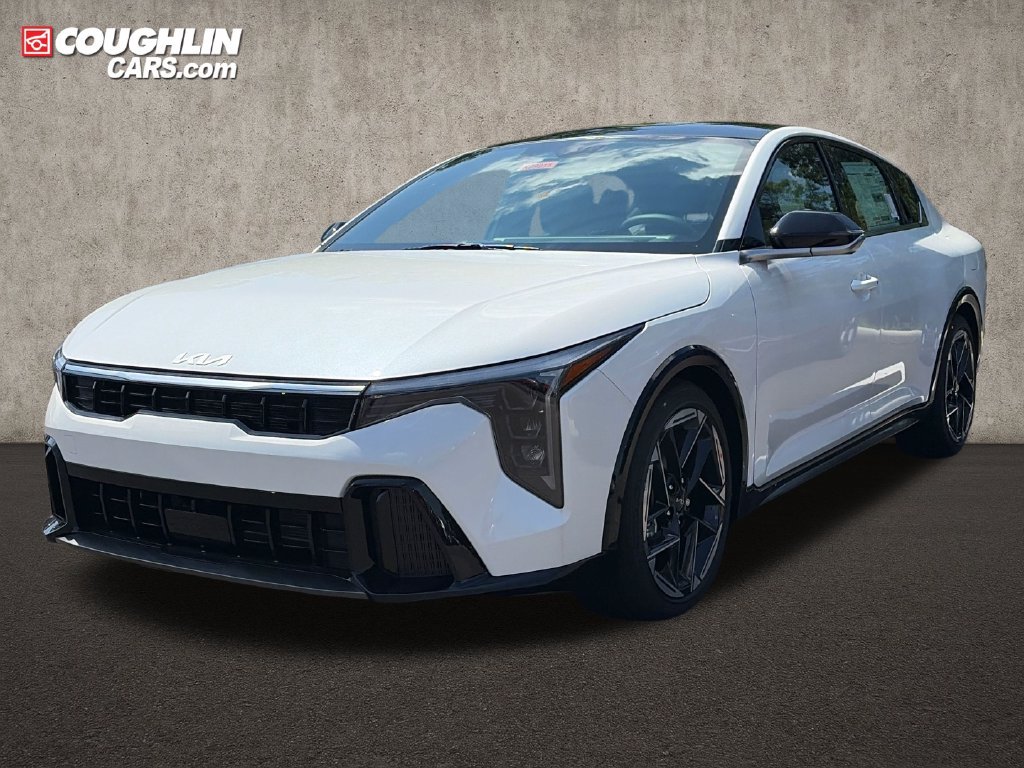 New 2026 Kia K4 GT-Line w/ GT-Line Premium Package FWD image 3