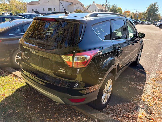Used 2017 Ford Escape SE w/ Equipment Group 201A AWD/4WD image 17