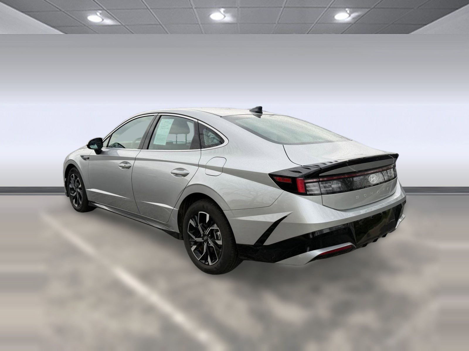 Used 2025 Hyundai Sonata SEL image 3