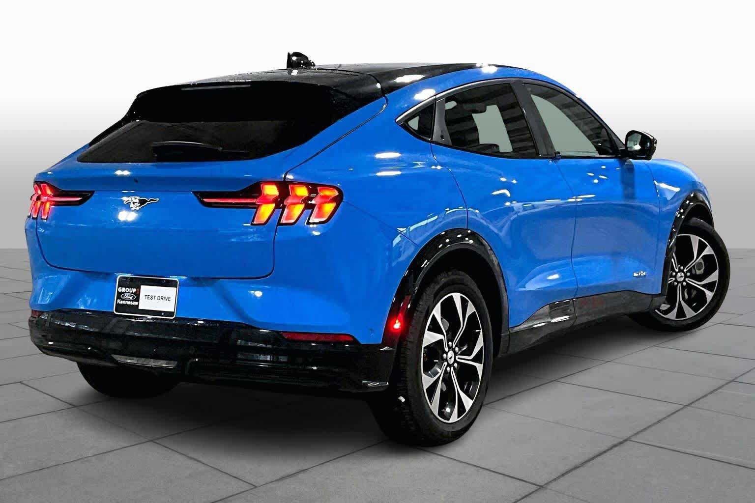 Used 2023 Ford Mustang Mach-E Premium image 26