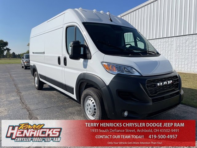 New 2025 RAM ProMaster 2500 w/ Convenience Group image 1