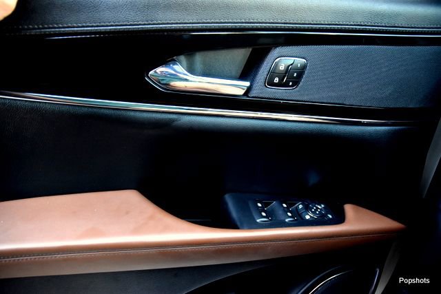 Used 2023 Lincoln Nautilus Reserve image 9