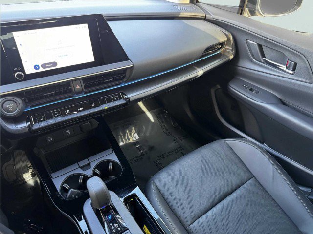 Used 2025 Toyota Prius image 28