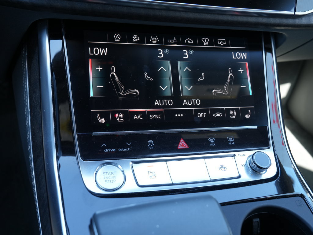 Used 2019 Audi Q8 Prestige AWD/4WD image 33