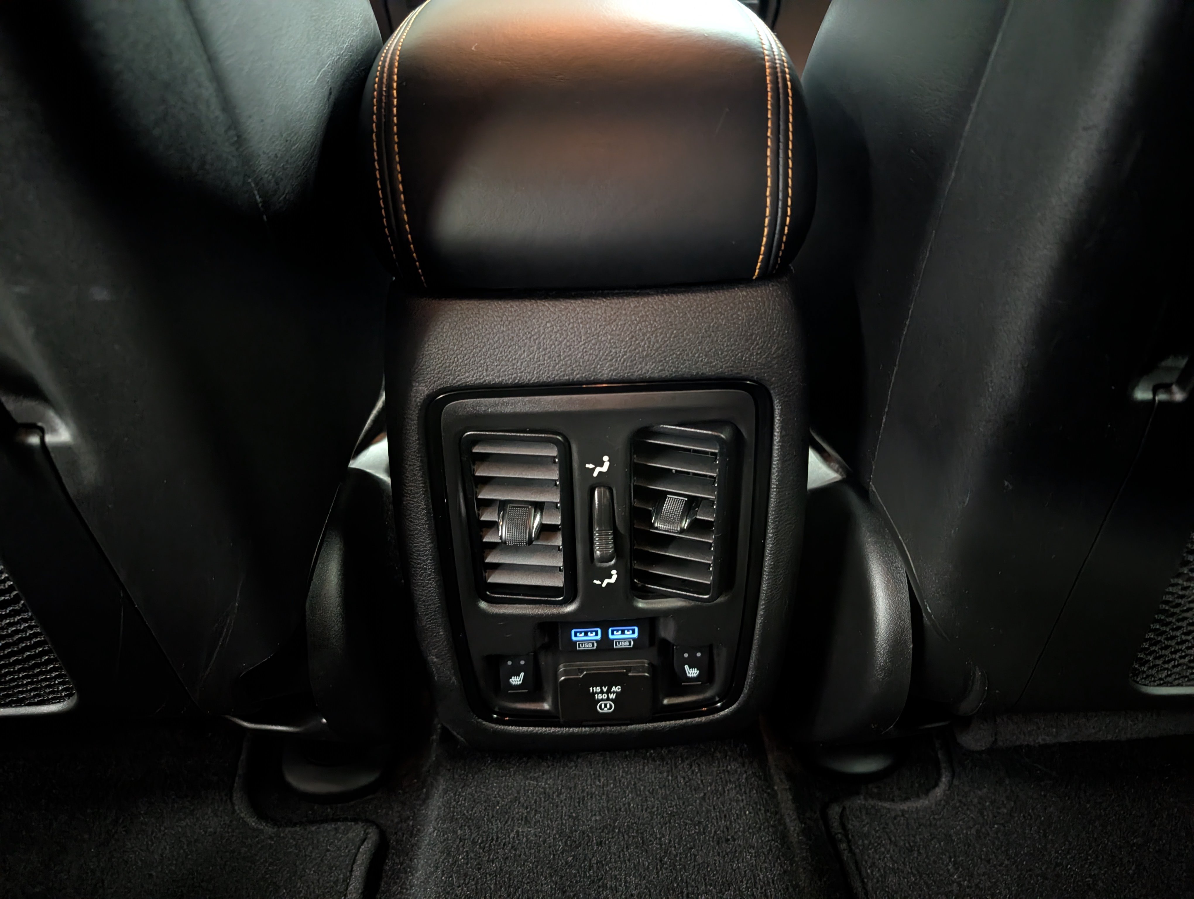 Used 2023 Dodge Durango R/T AWD/4WD image 10