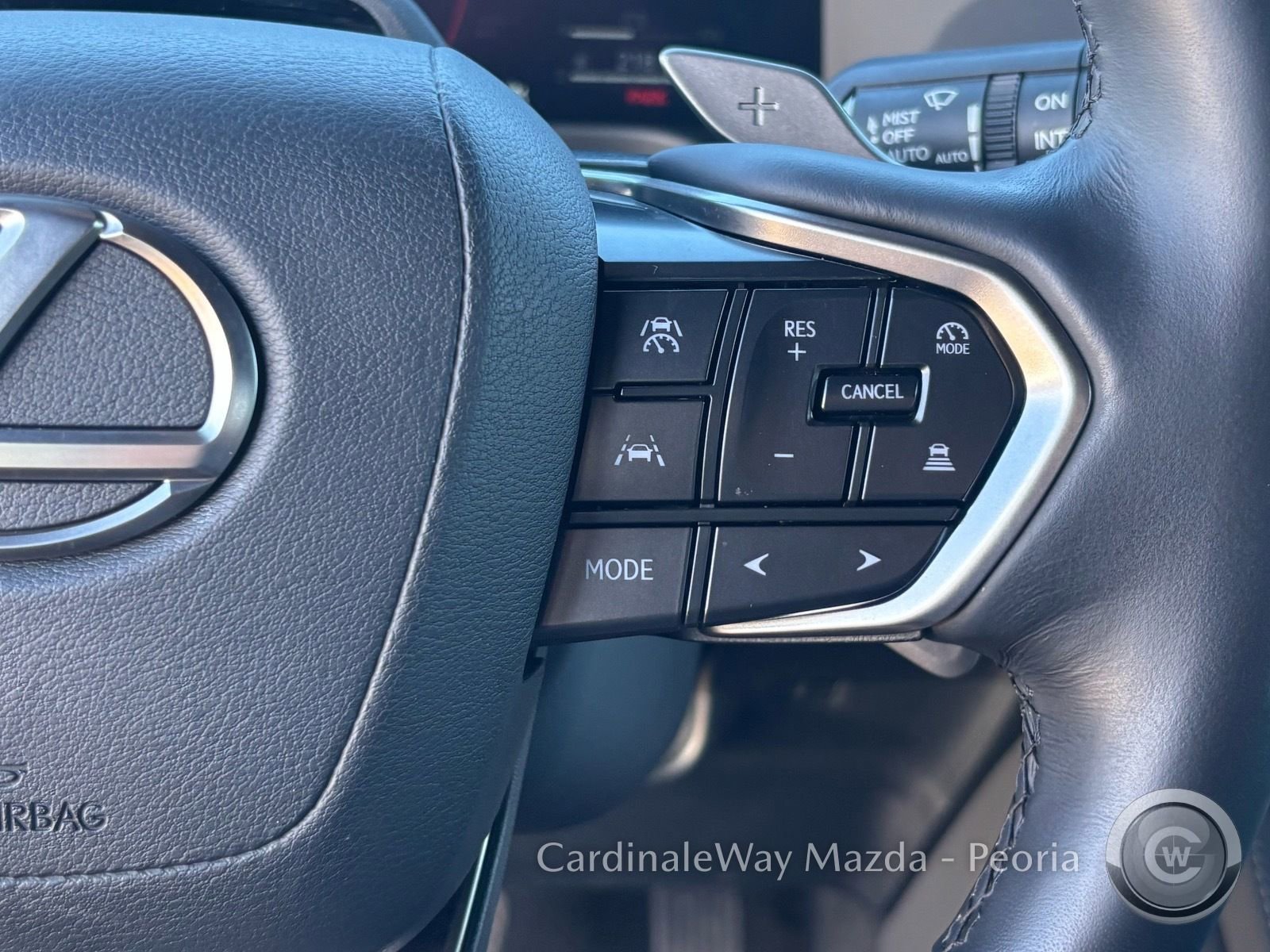 Used 2025 Lexus GX 550 w/ Accessory Package (31) image 15