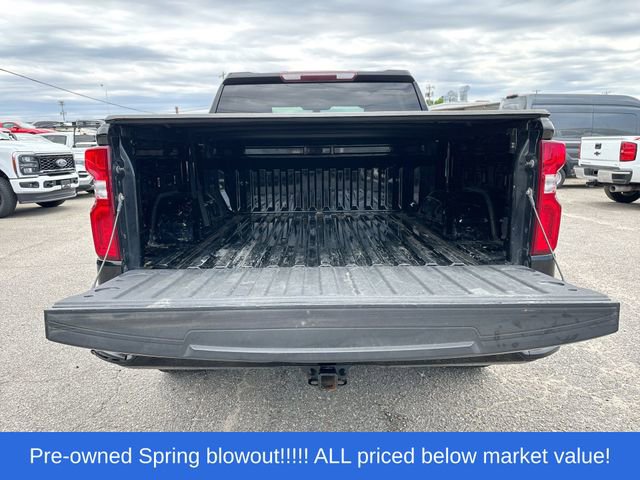 Used 2021 Chevrolet Silverado 1500 Custom w/ LPO, Dark Essentials Package AWD/4WD image 16