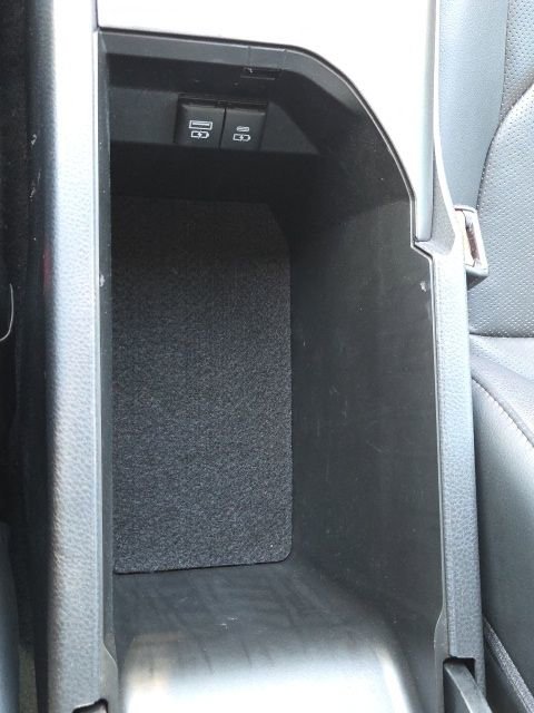 Used 2024 Toyota Camry XSE w/ Navigation Package image 33