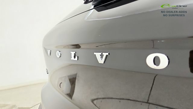 Used 2024 Volvo XC40 B5 Plus w/ Protection Package Premier AWD/4WD image 33