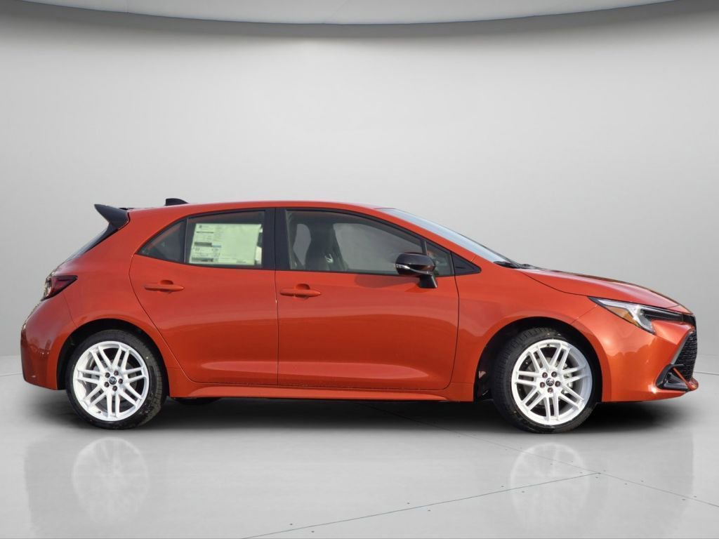 Used 2026 Toyota Corolla SE FWD image 22