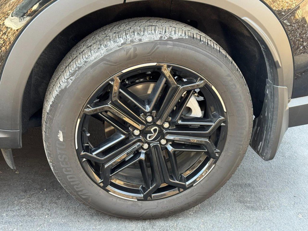 Used 2026 INFINITI QX60 Sport w/ Dark Cargo Package image 5