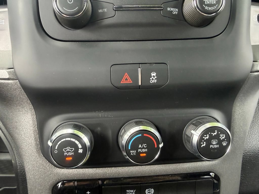 New 2024 RAM 5500 Tradesman AWD/4WD image 26