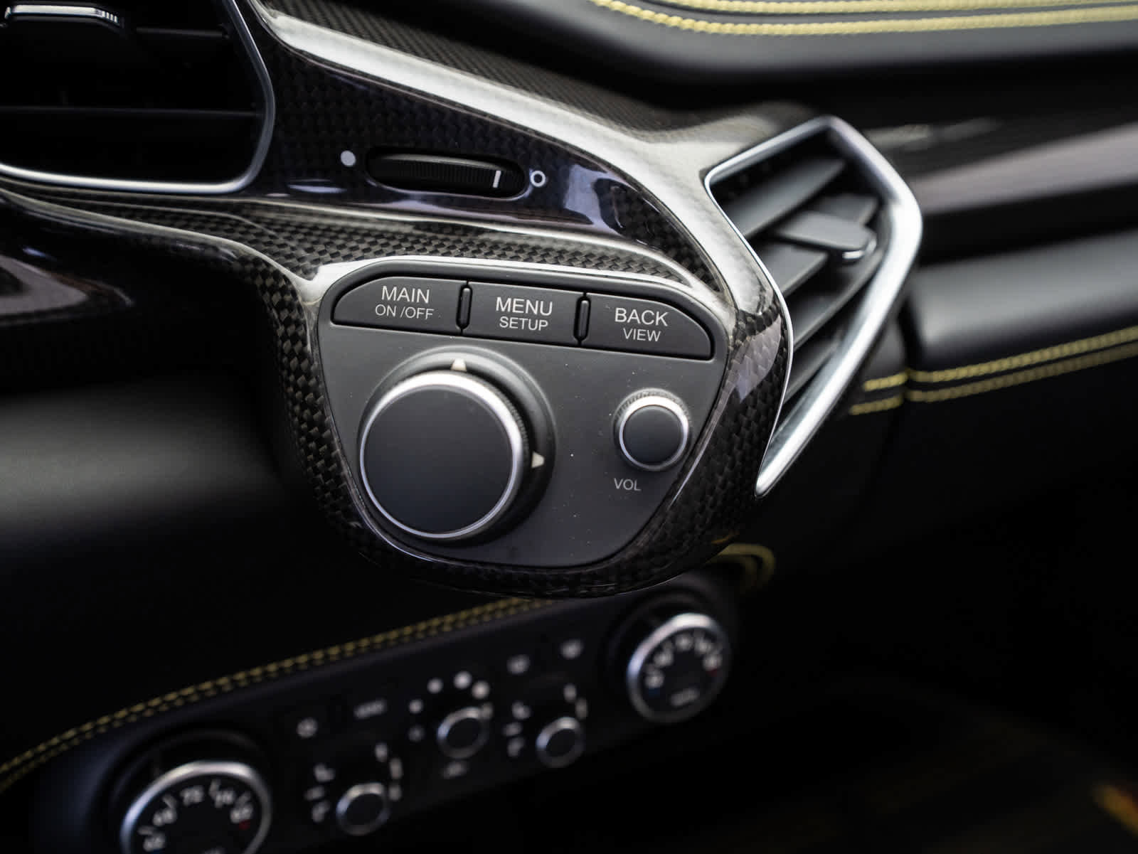 Used 2014 Ferrari 458 Spider image 21