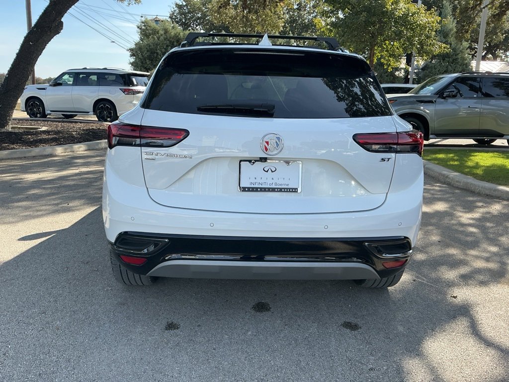 Used 2023 Buick Envision Essence w/ Sport Touring Package image 4