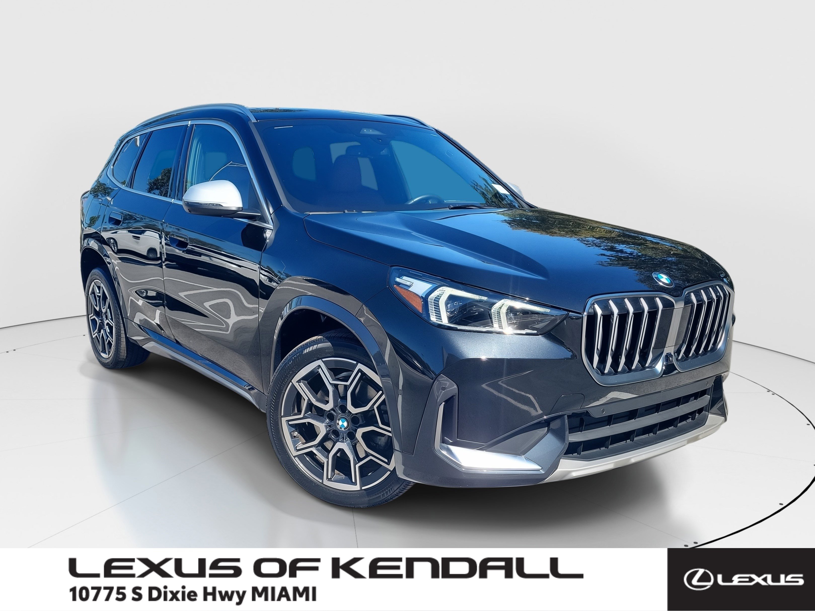 Used 2023 BMW X1 xDrive28i w/ Premium Package