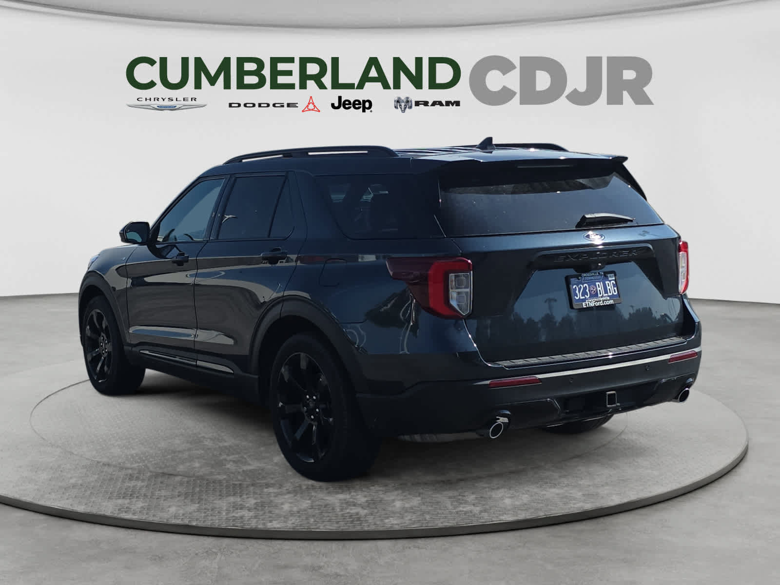 Used 2023 Ford Explorer ST-Line w/ Class IV Trailer Tow Package RWD image 4